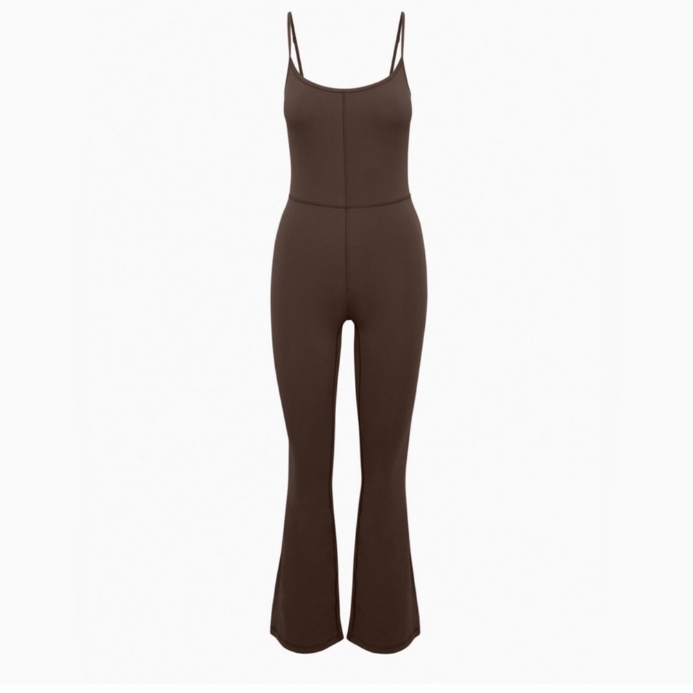 Aritzia Wilfred Kick Flar Divinity Suit in Brown- S